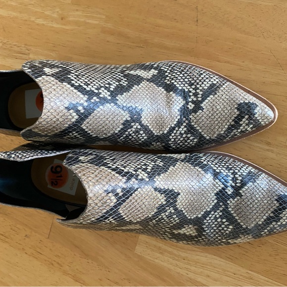 Leopard Print Booties - Picture 3 of 3